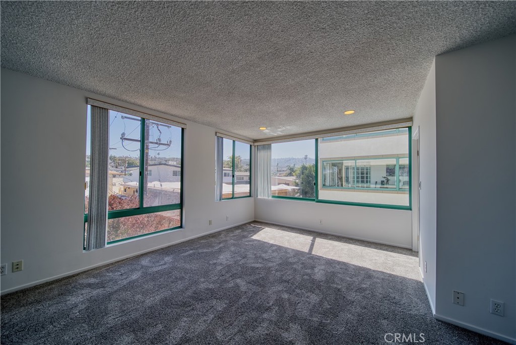 201 Calle Miramar 16