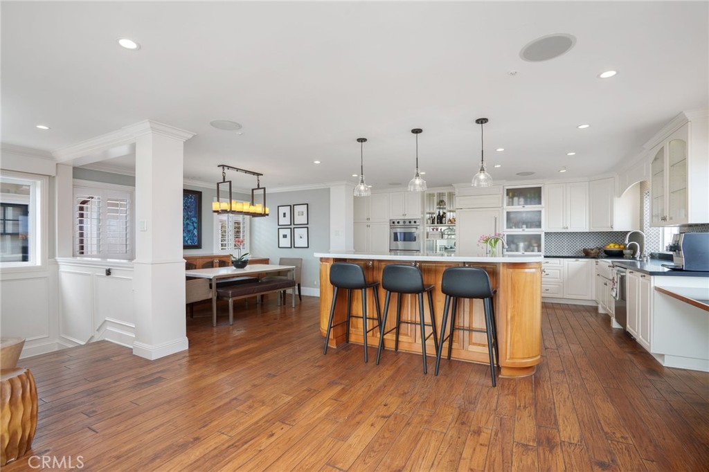 617 Crest Drive
