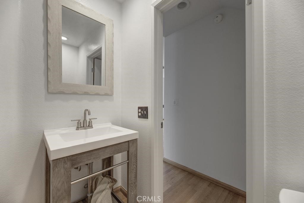 501 Herondo Street 49