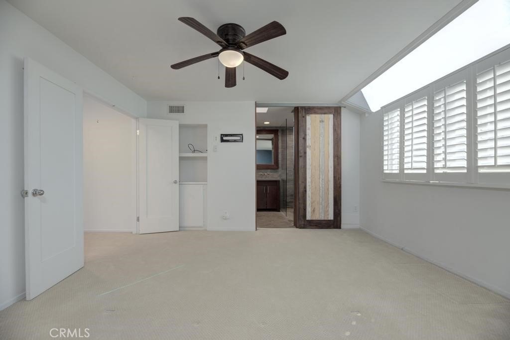 501 Herondo Street 49