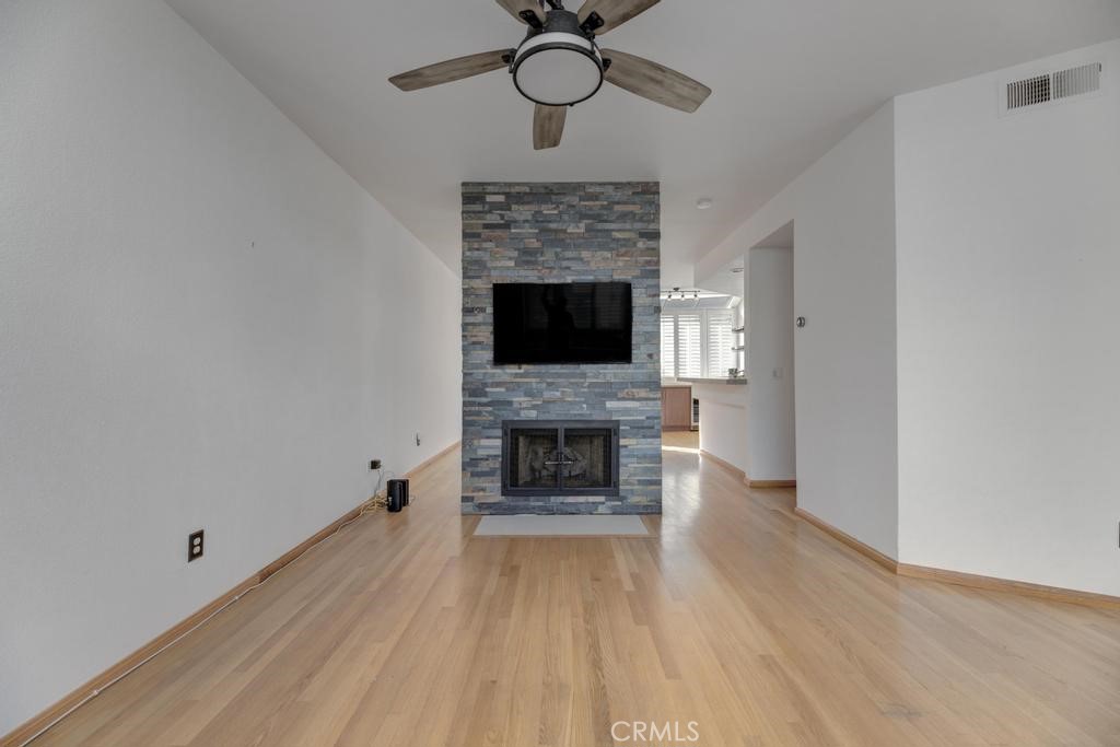 501 Herondo Street 49