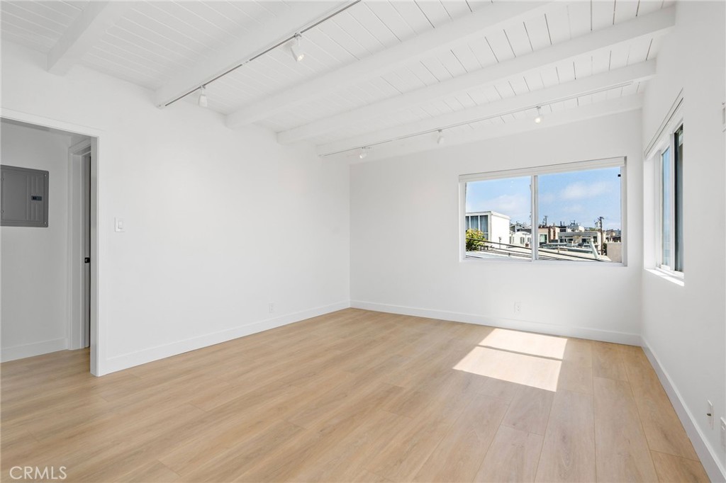 225 El Porto Street 227A