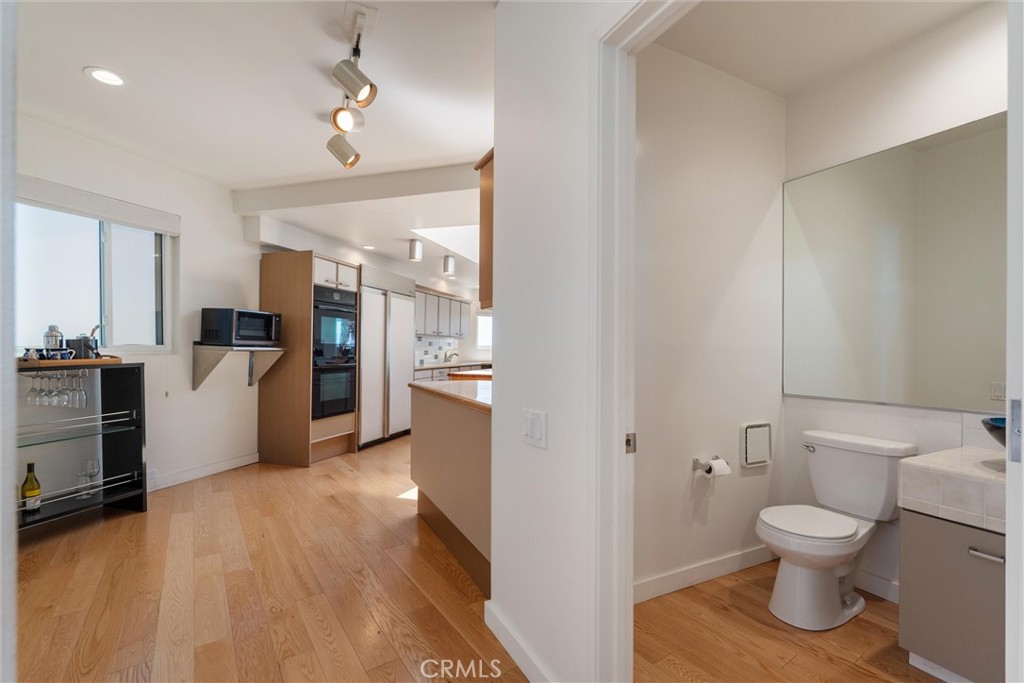 7335 Vista Del Mar Lane