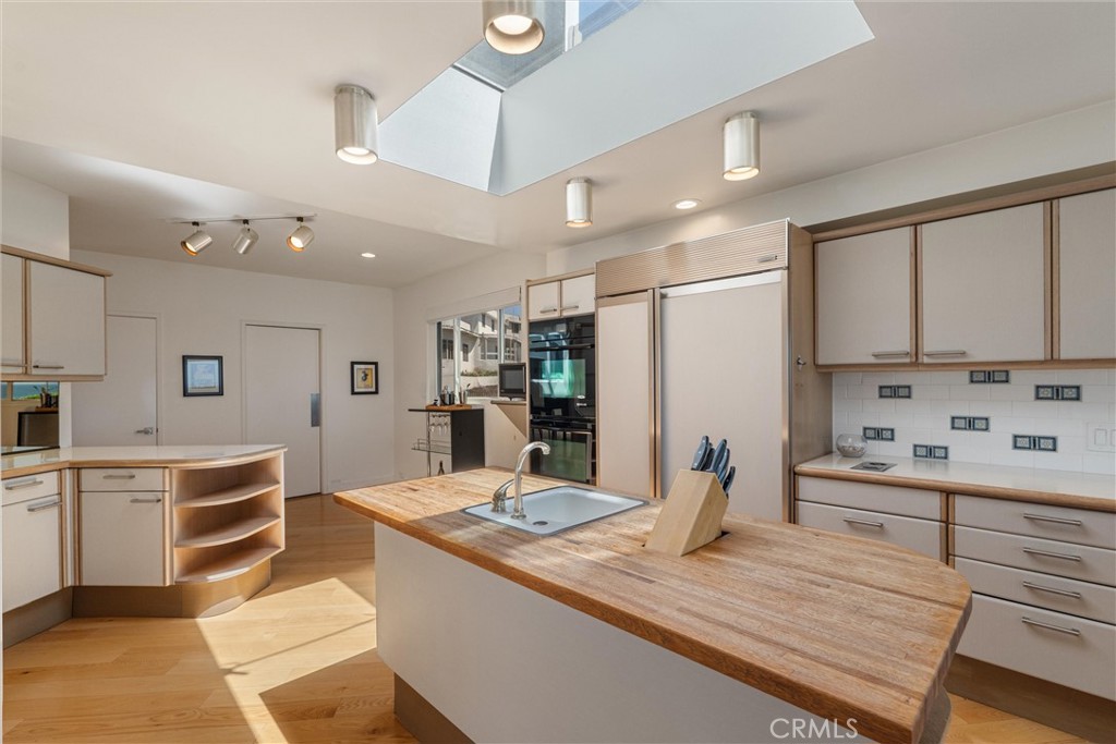 7335 Vista Del Mar Lane