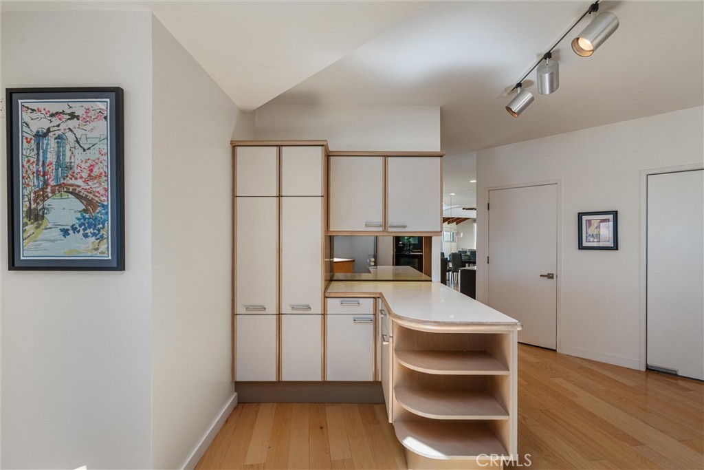 7335 Vista Del Mar Lane