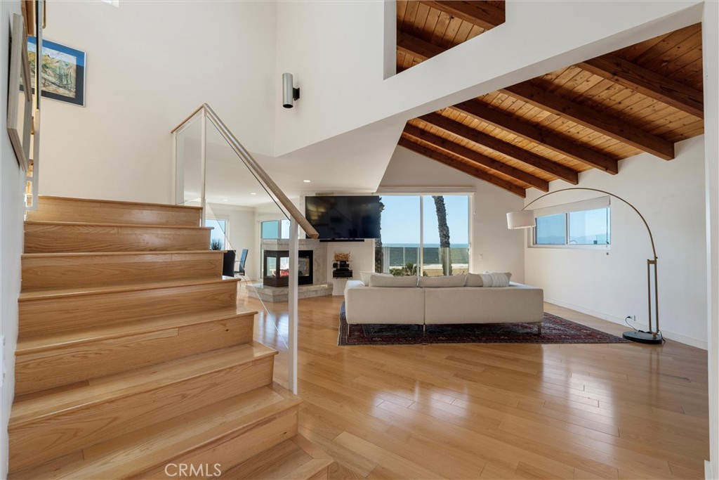 7335 Vista Del Mar Lane