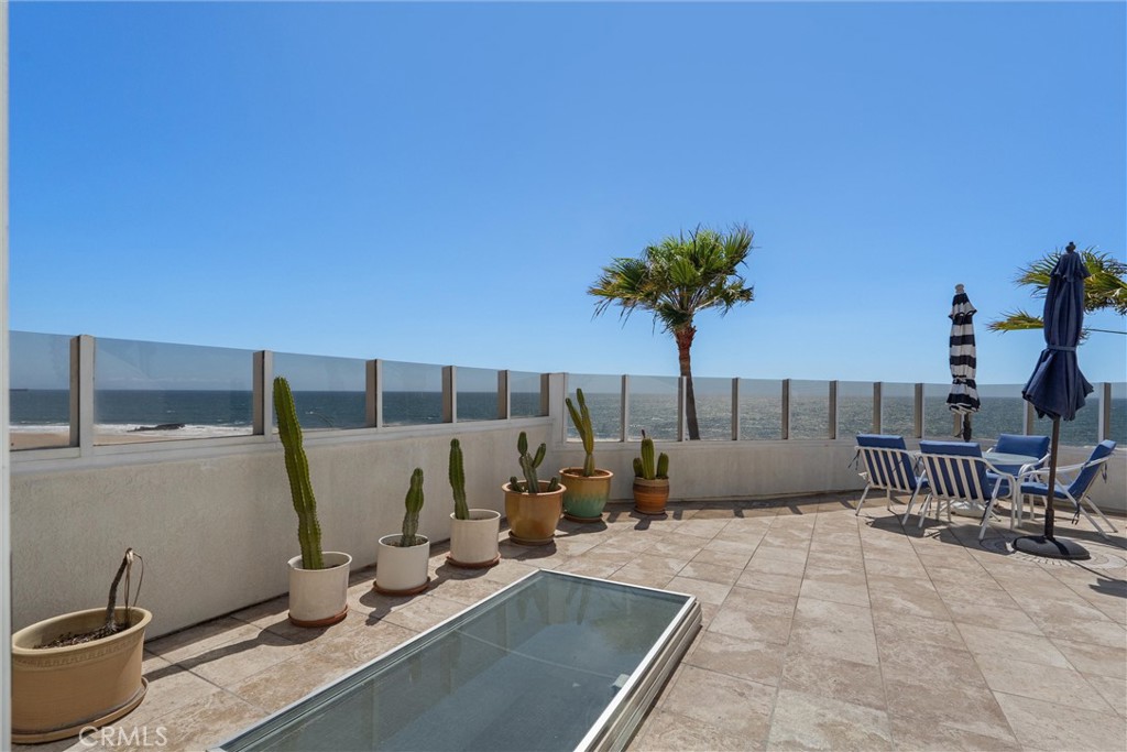 7335 Vista Del Mar Lane