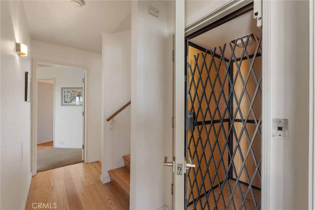 7335 Vista Del Mar Lane