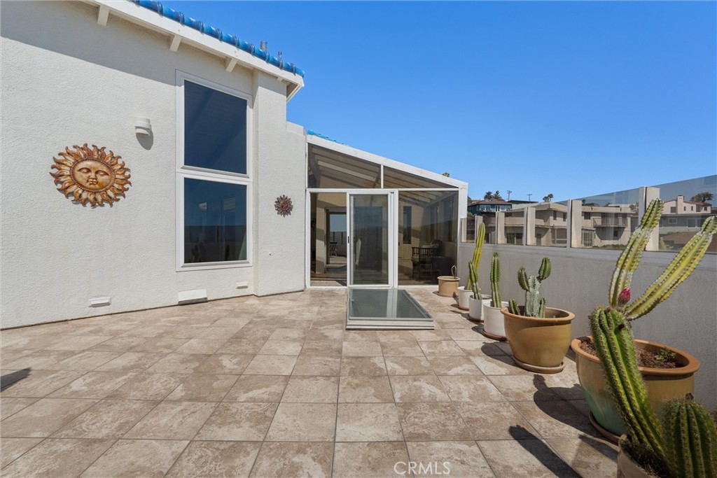 7335 Vista Del Mar Lane
