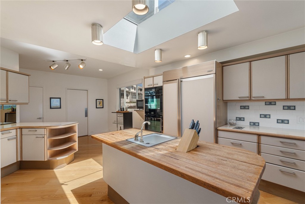 7335 Vista Del Mar Lane