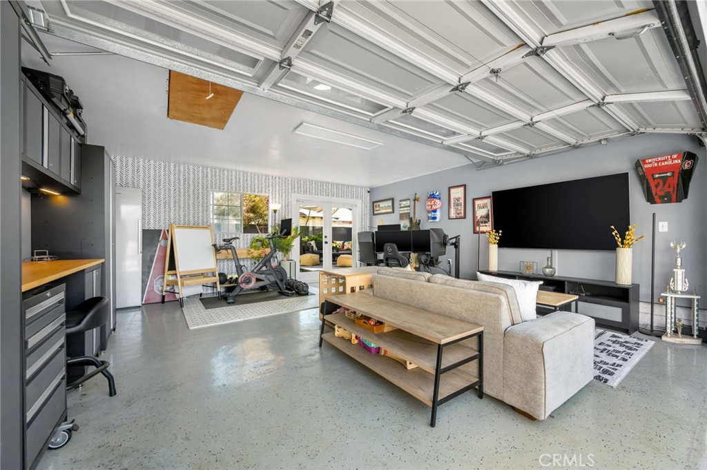 4852 W 129th Street