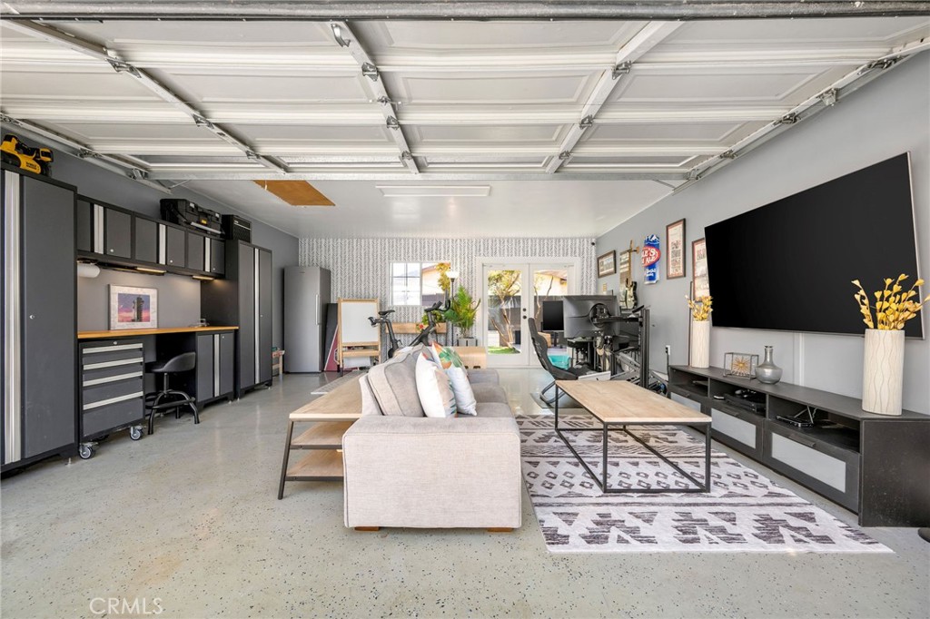 4852 W 129th Street