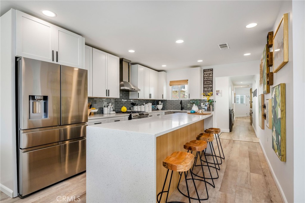 4852 W 129th Street