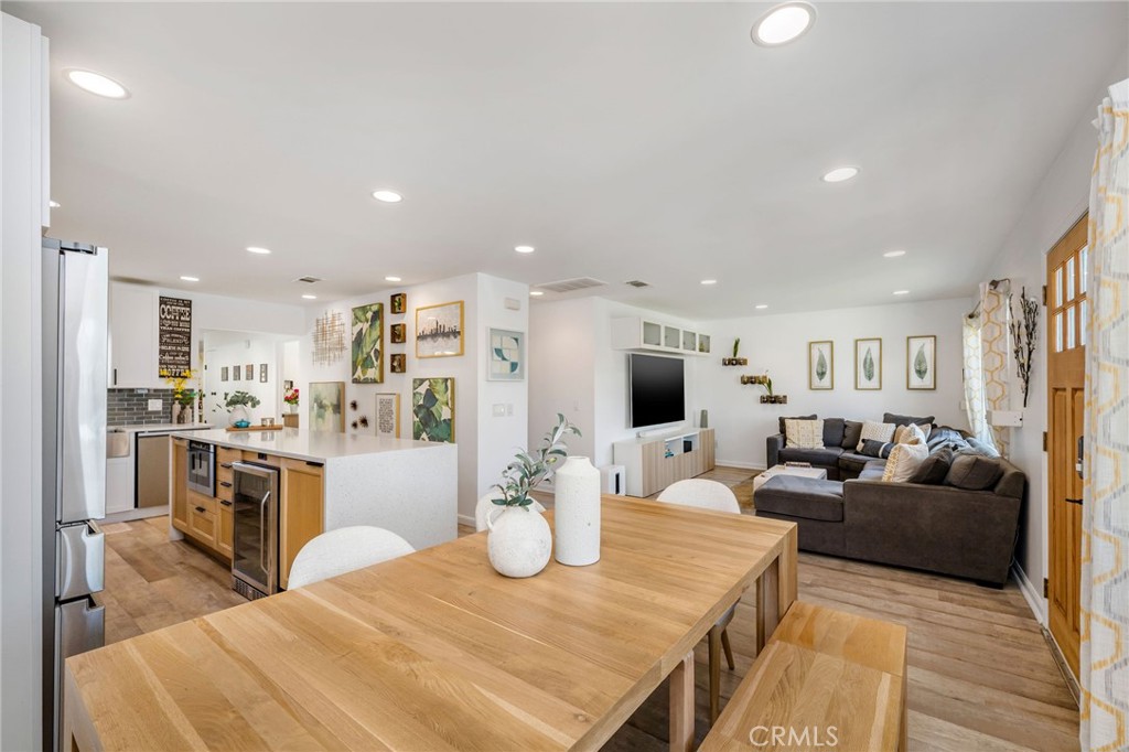 4852 W 129th Street