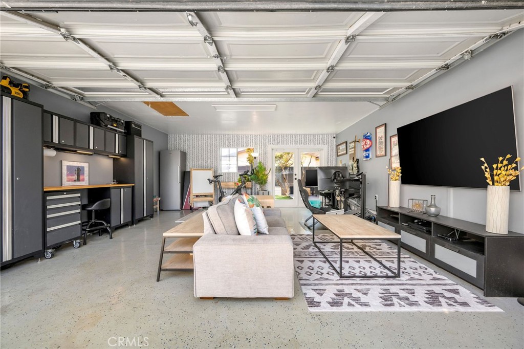 4852 W 129th Street