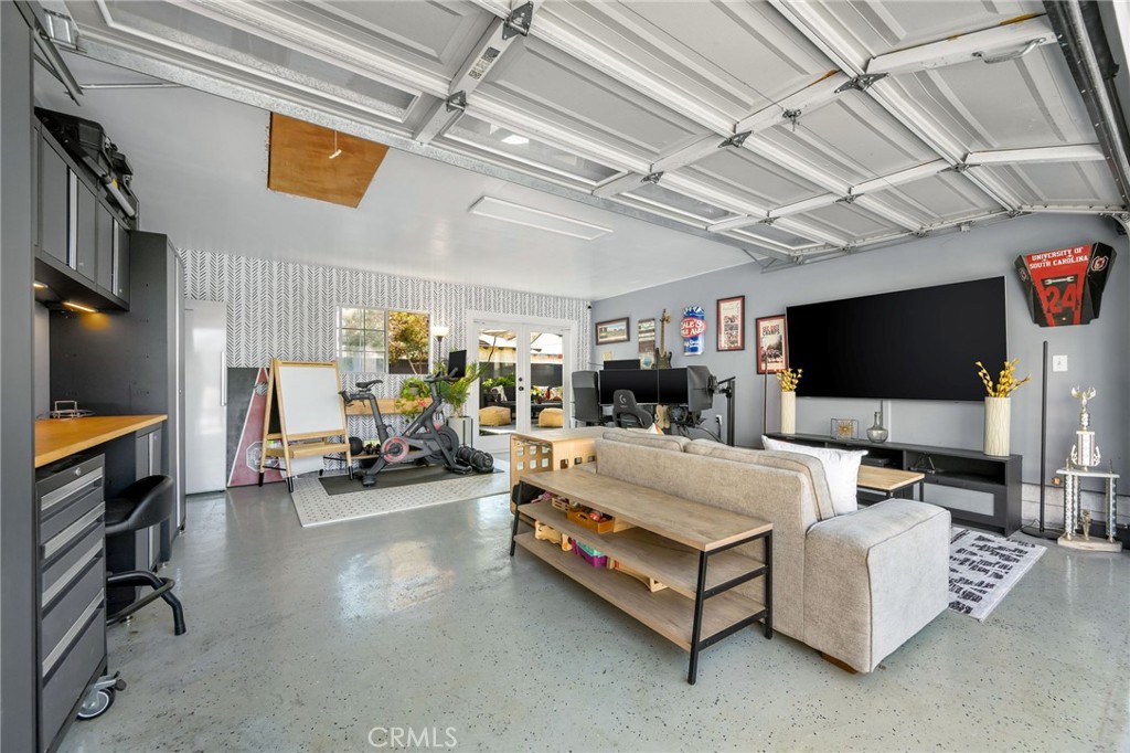 4852 W 129th Street