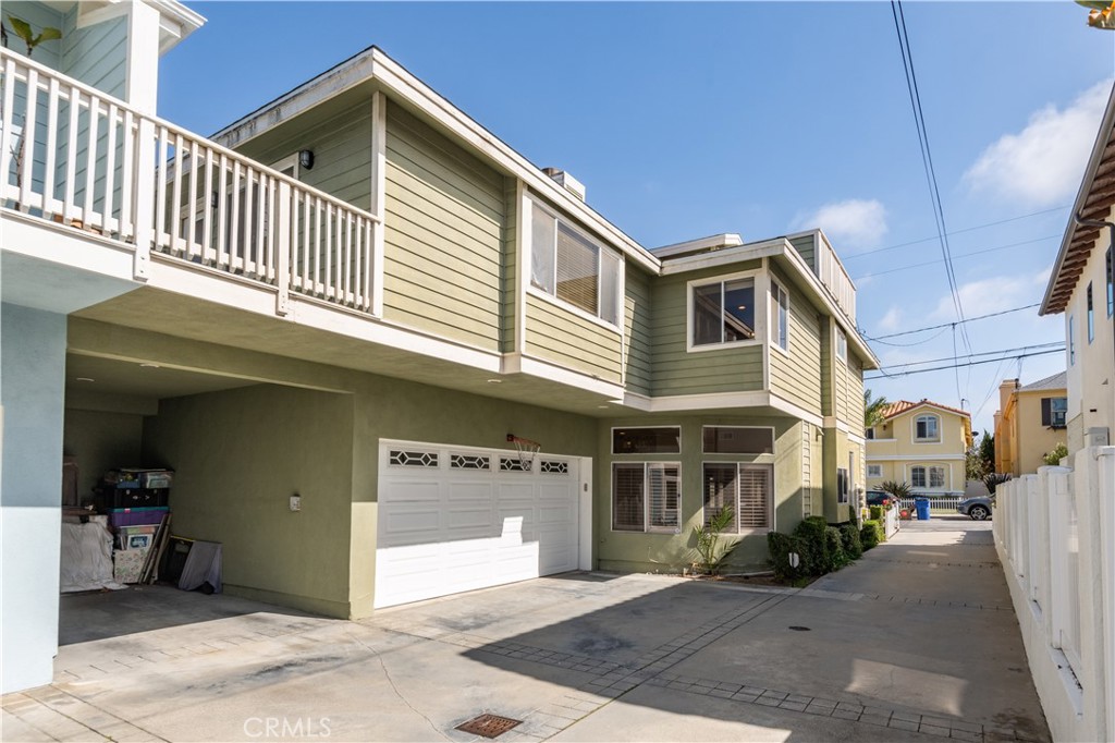 2005 Gates Avenue A