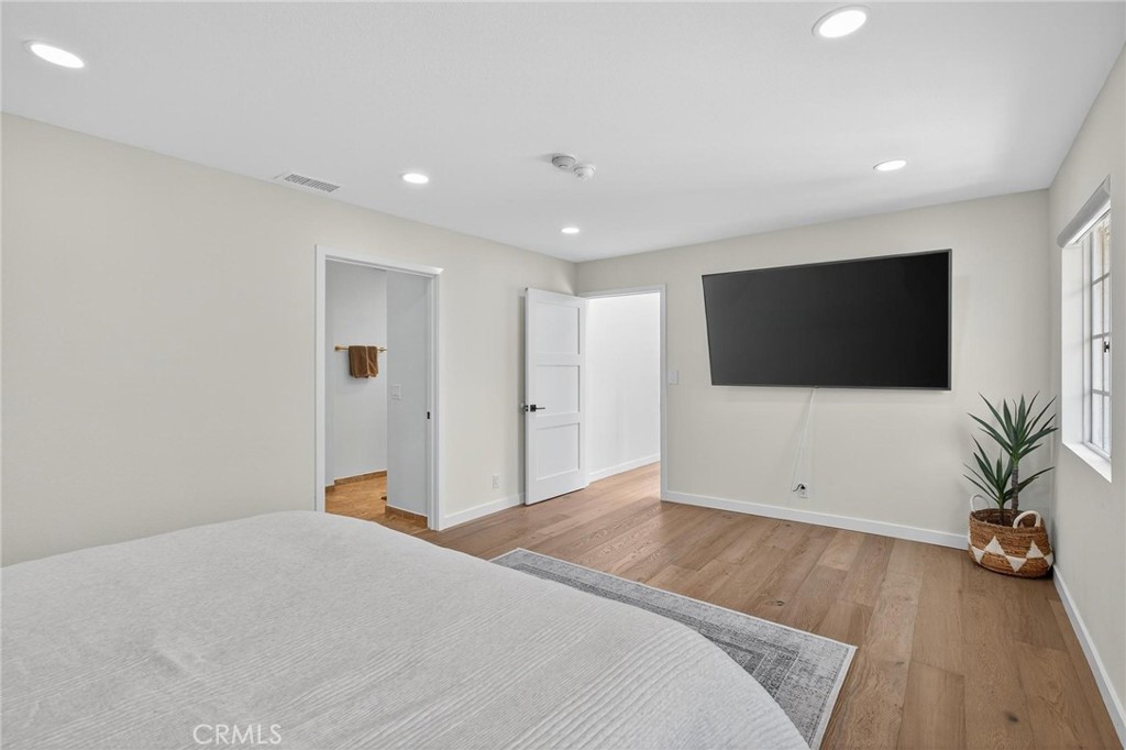 702 S Broadway B