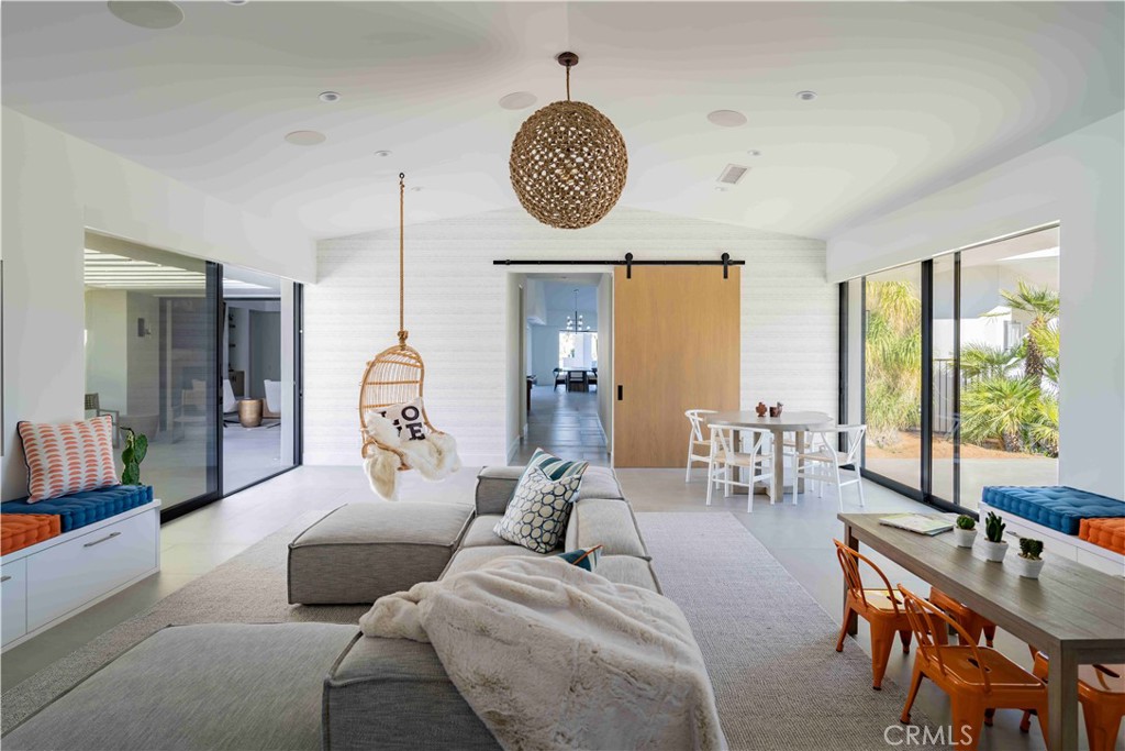 72840 Calle De La Silla