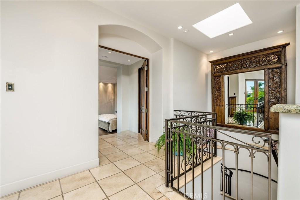 215 S Poinsettia Avenue