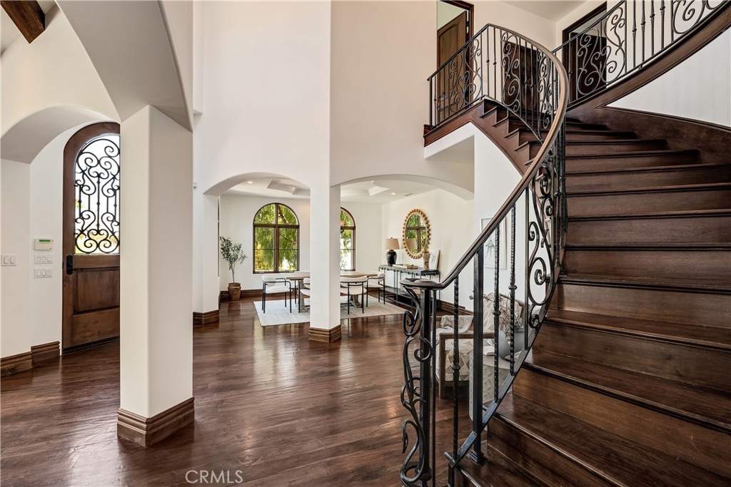 718 N Poinsettia Avenue