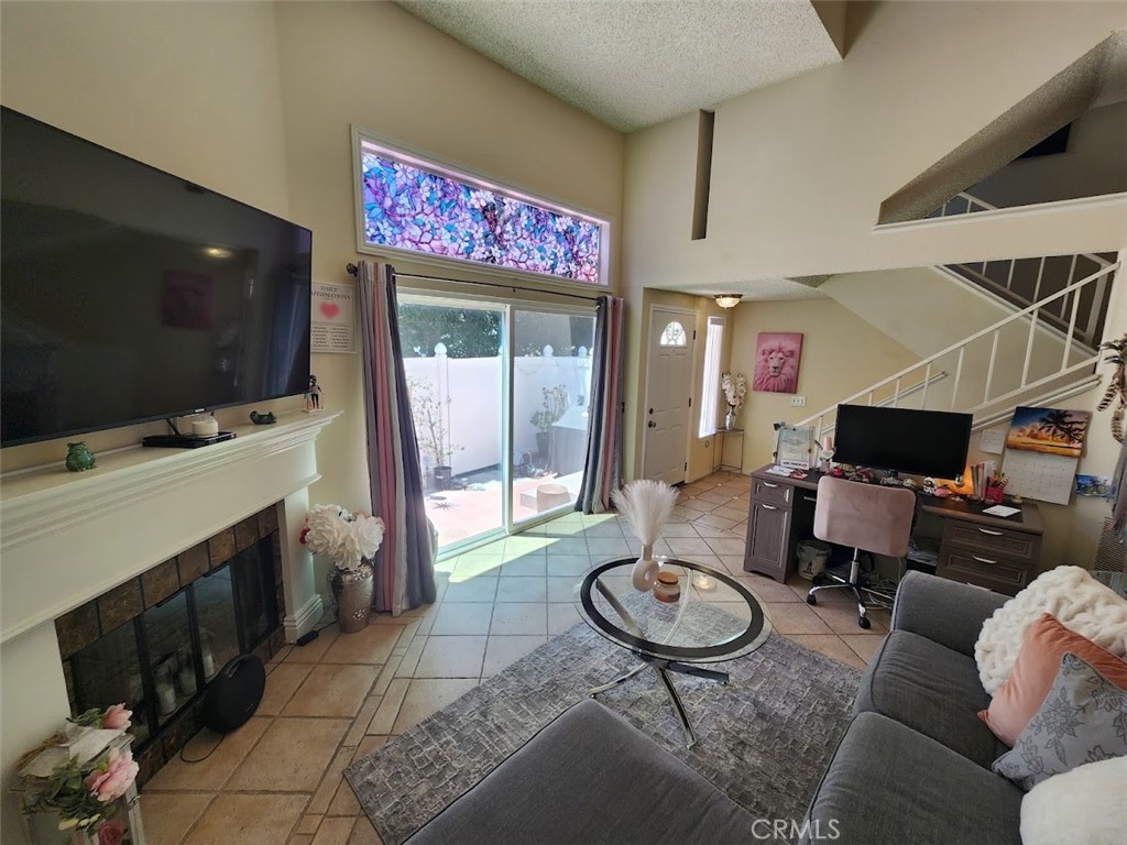 1985 Glenoaks Boulevard 139