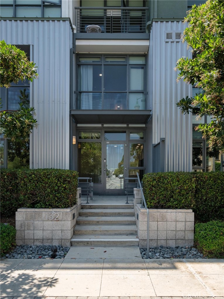 13045 Pacific Promenade 132