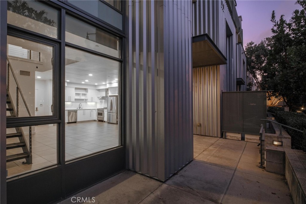 13045 Pacific Promenade 132