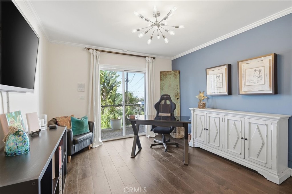 8325 Delgany