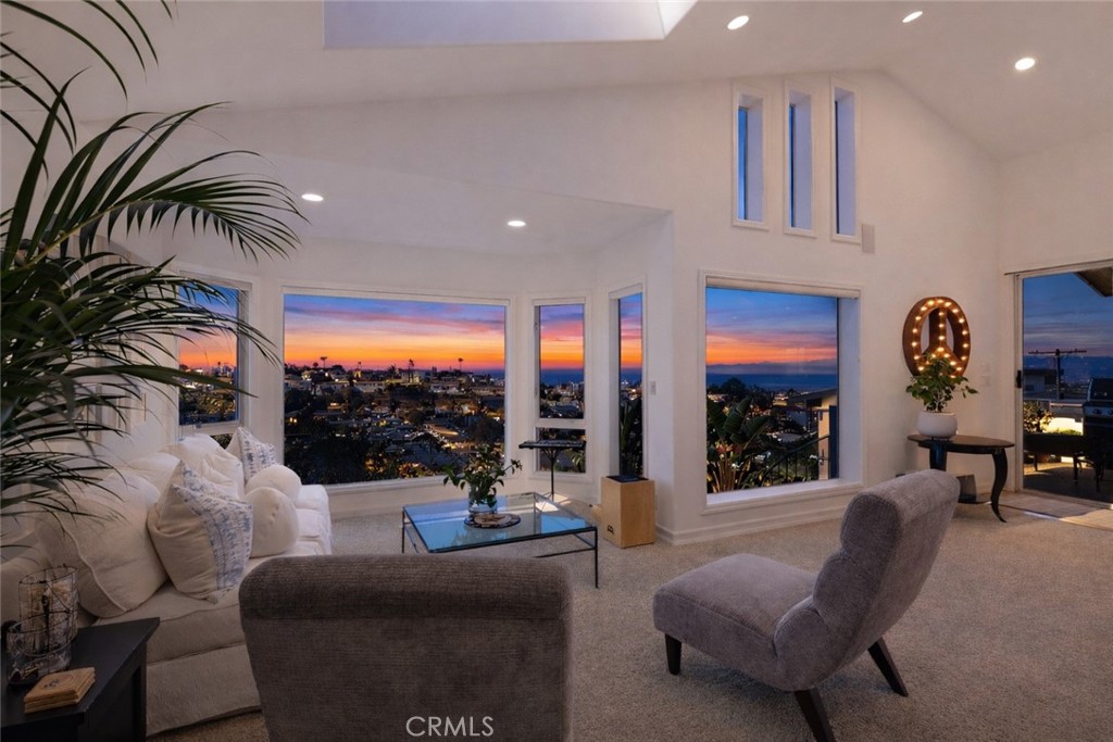 8325 Delgany