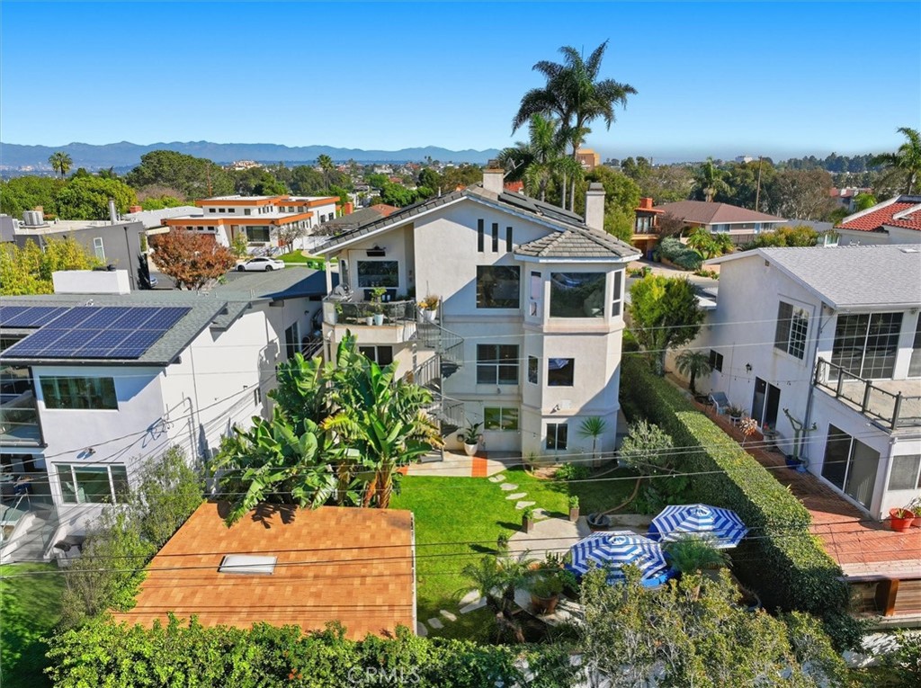 8325 Delgany