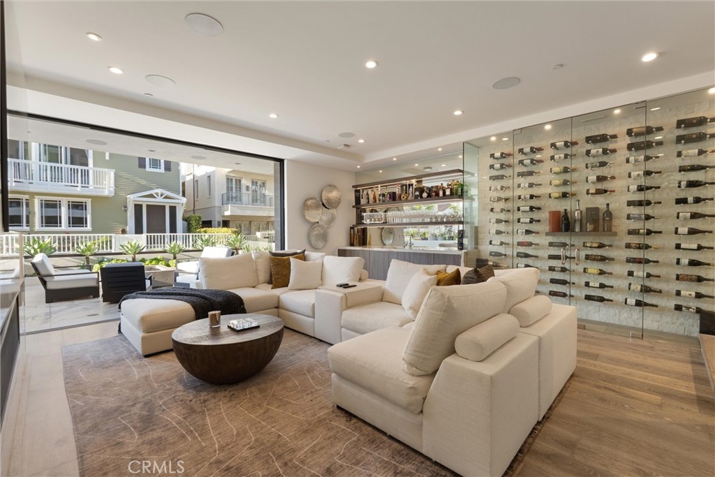 324 18th Street