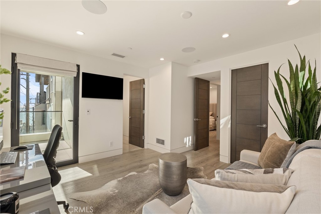 324 18th Street