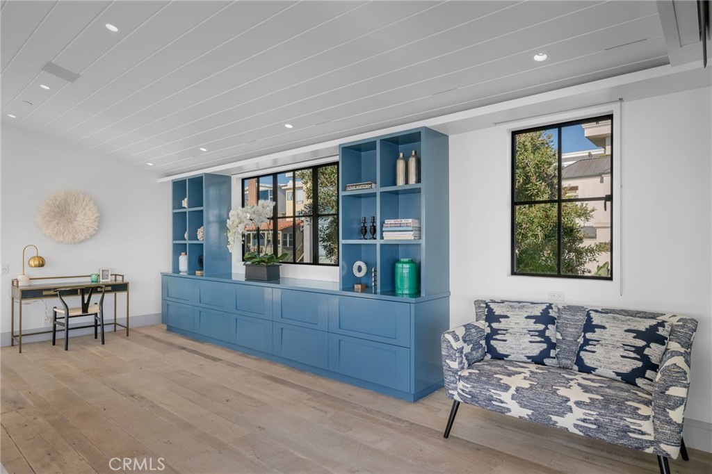 2903 Manhattan Avenue A