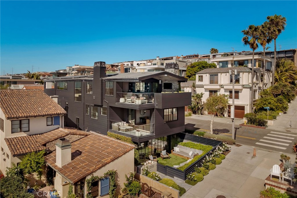 2903 Manhattan Avenue A