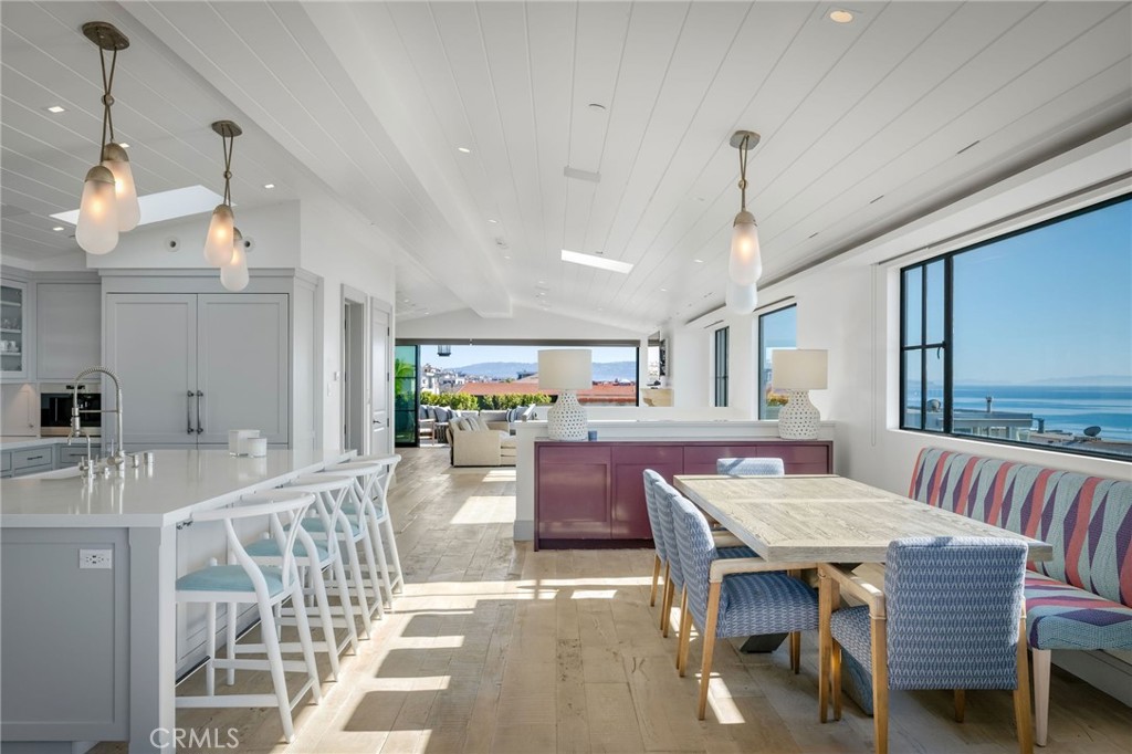 2903 Manhattan Avenue A