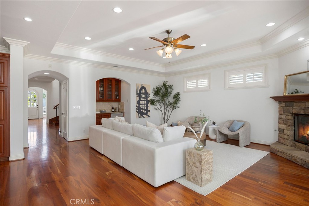 721 Marine Avenue