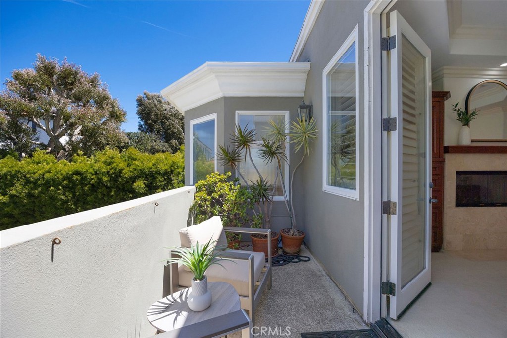 721 Marine Avenue