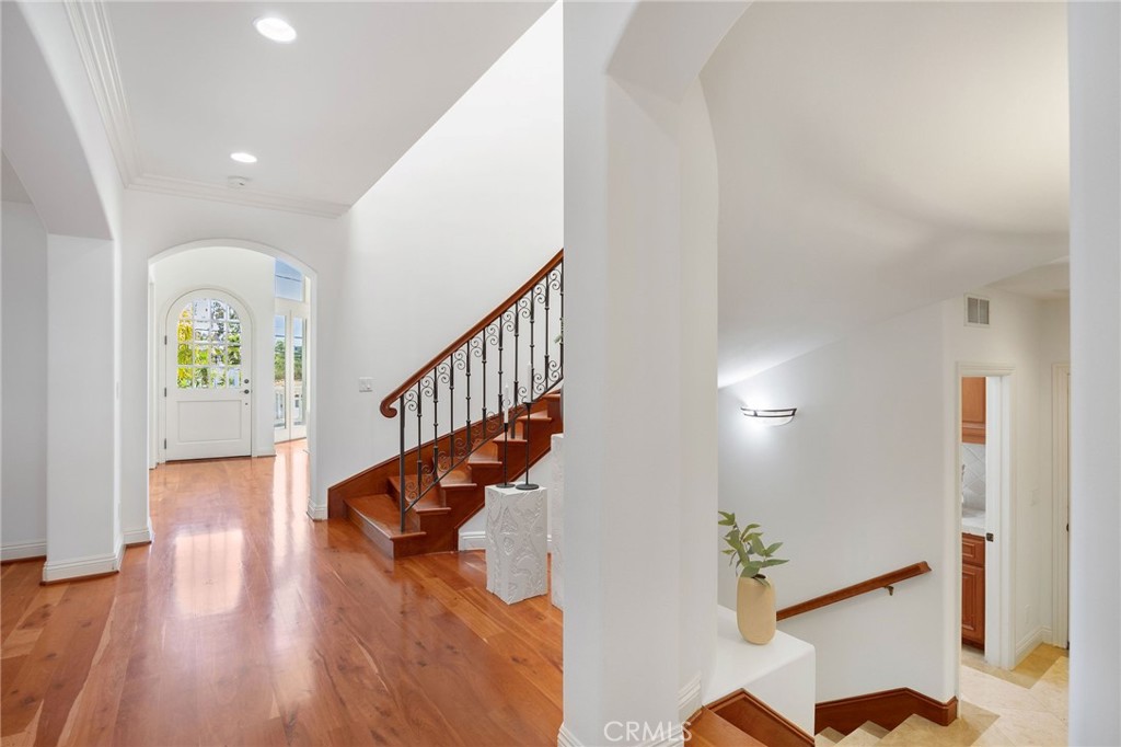 721 Marine Avenue