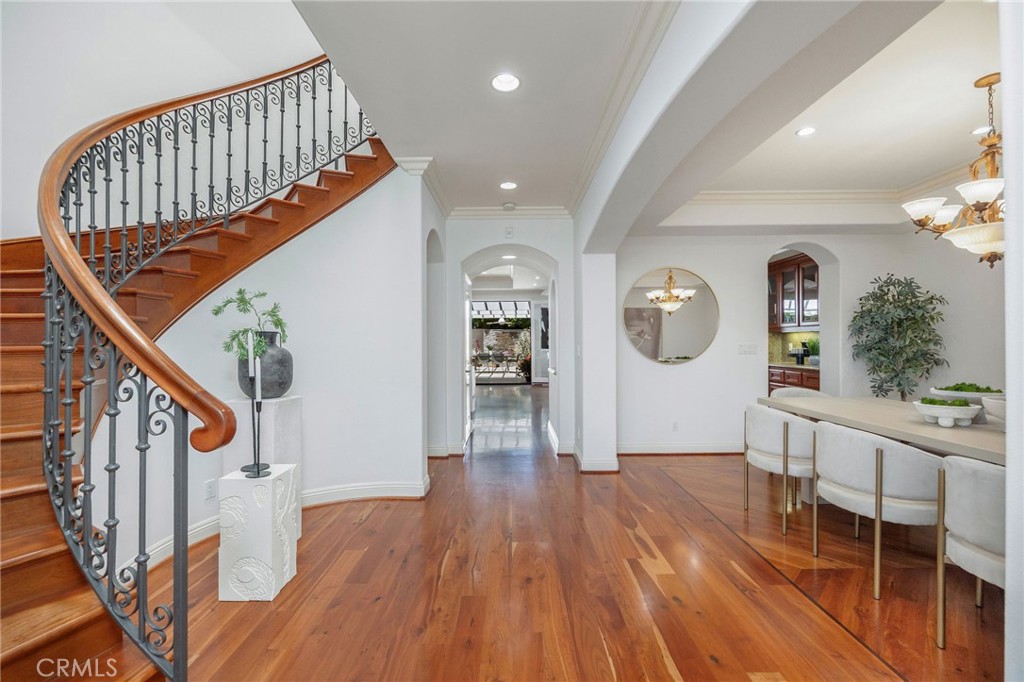 721 Marine Avenue