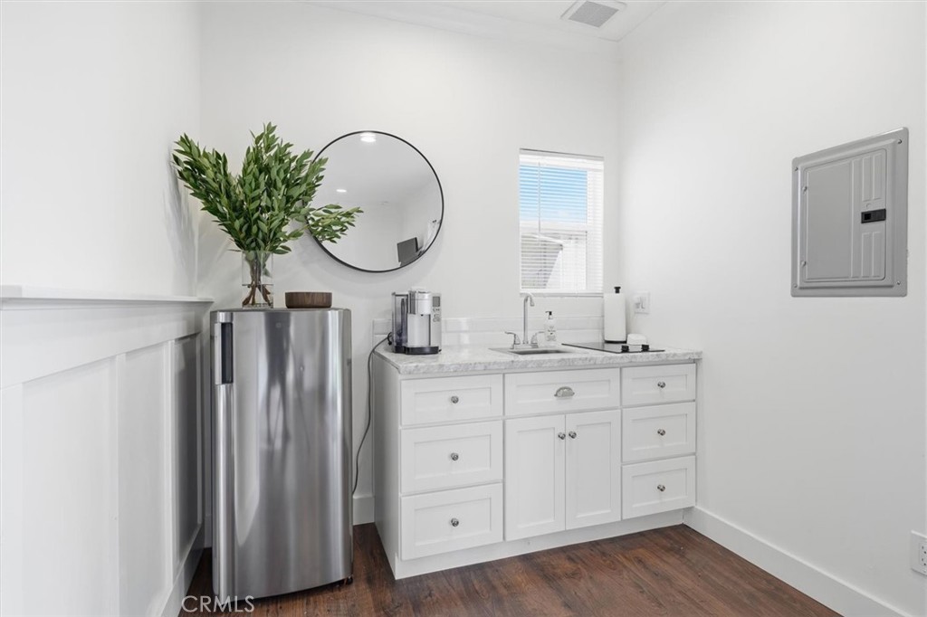 8410 Alverstone Avenue