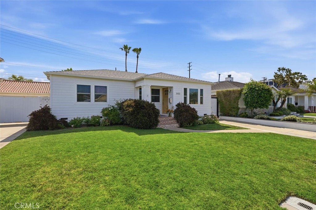 8410 Alverstone Avenue