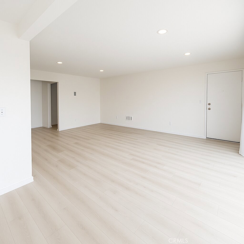 2124 Hermosa Avenue 6