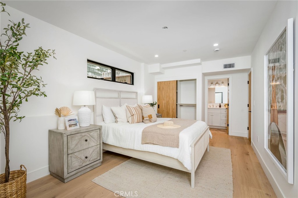 89 Bayview