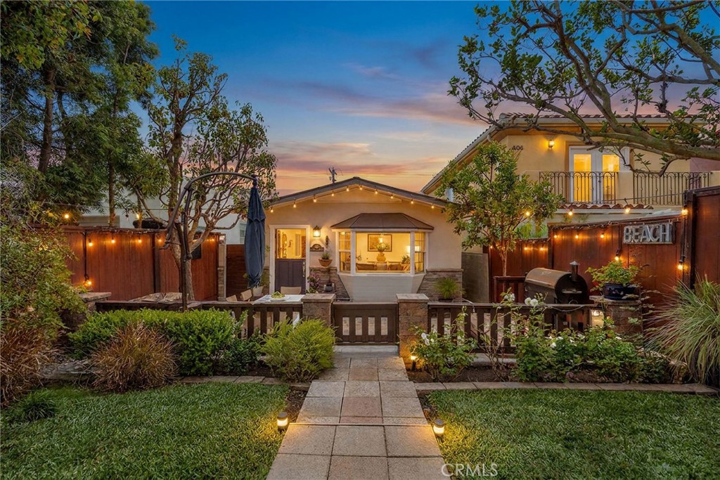 608 Rosecrans Avenue
