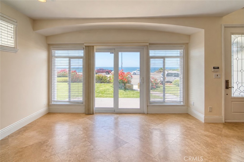 814 Esplanade