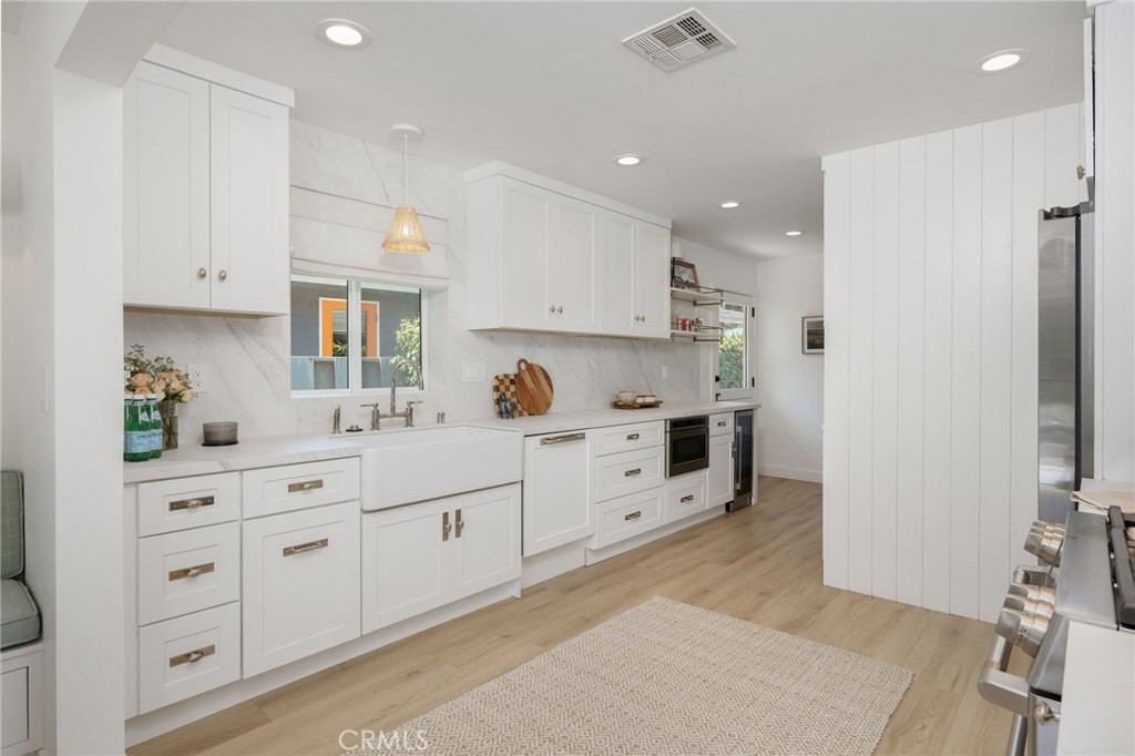 8231 W 83rd Street