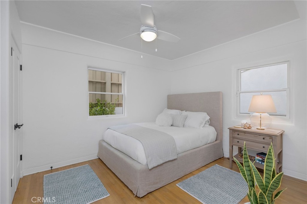 2654 The Strand