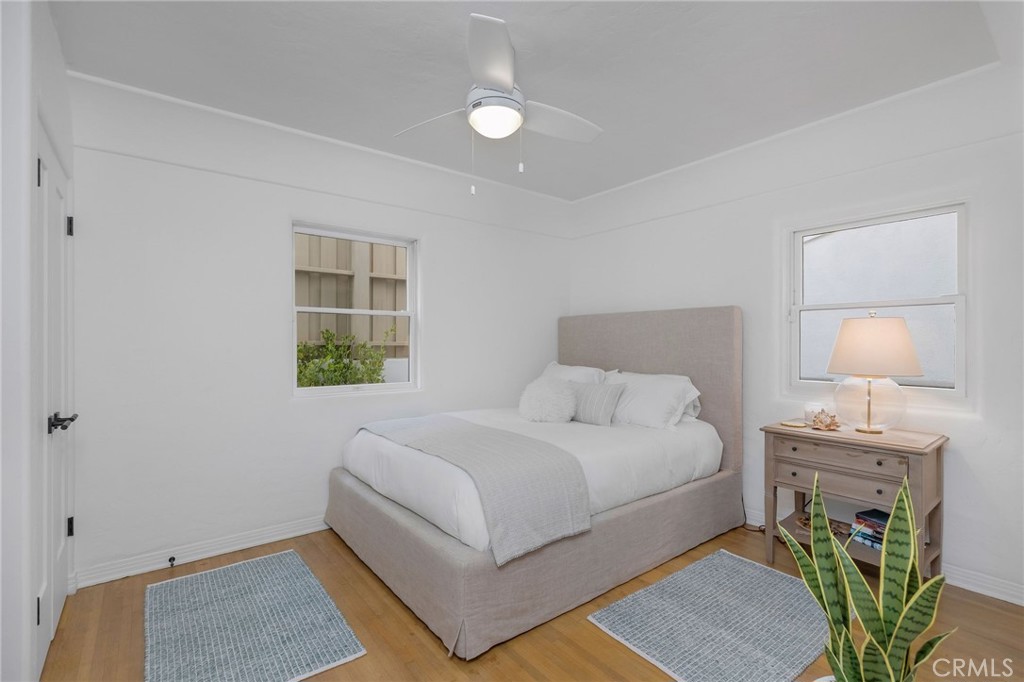 2654 The Strand