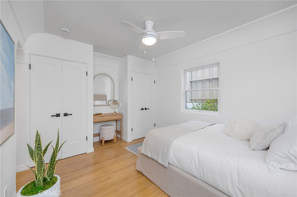 2654 The Strand